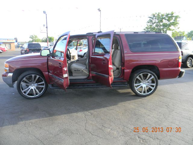 GMC Yukon XL 2004 photo 1
