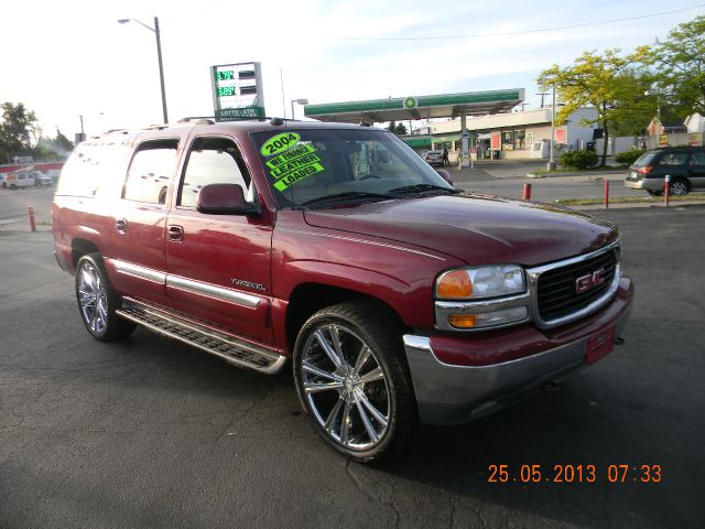 GMC Yukon XL 2004 photo 13