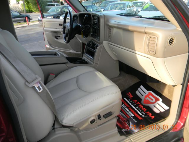 GMC Yukon XL 2004 photo 9