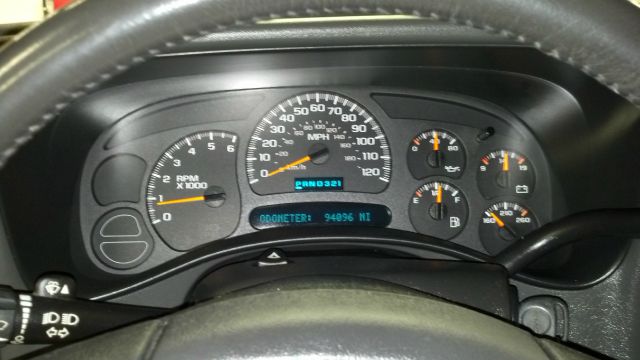 GMC Yukon XL 2004 photo 11