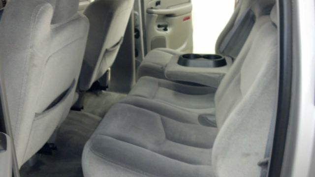 GMC Yukon XL 2004 photo 6