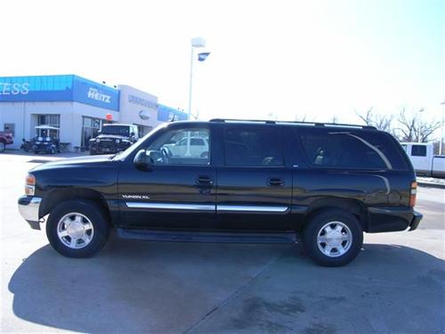 GMC Yukon XL 2004 photo 3