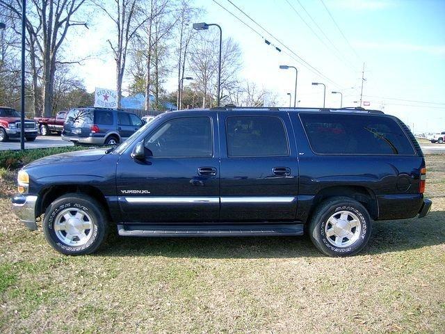GMC Yukon XL 2004 photo 1