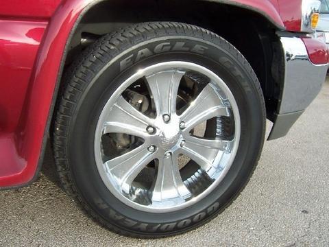 GMC Yukon XL 2004 photo 1