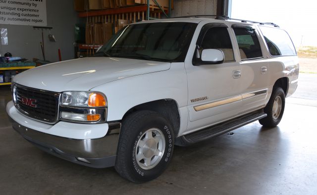 GMC Yukon XL 2004 photo 1