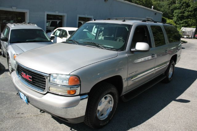 GMC Yukon XL 2004 photo 1