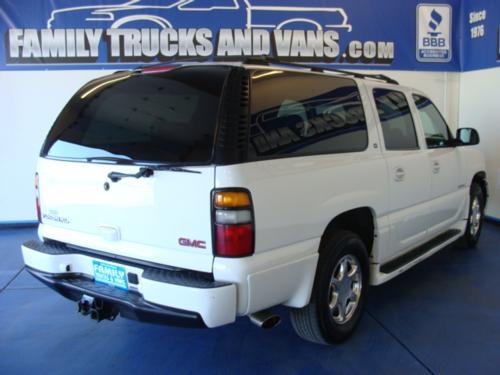 GMC Yukon XL 2004 photo 1