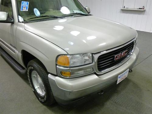 GMC Yukon XL 2005 photo 4
