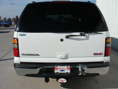 GMC Yukon XL 2005 photo 1