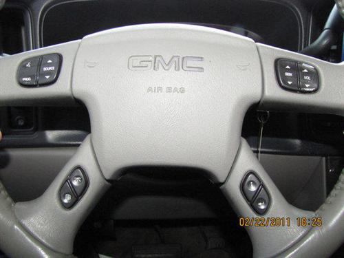 GMC Yukon XL 2005 photo 4