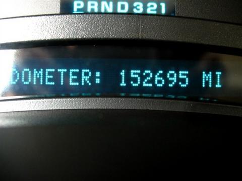 GMC Yukon XL 2005 photo 2