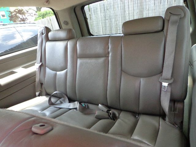 GMC Yukon XL 2005 photo 1