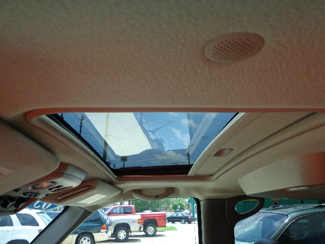 GMC Yukon XL 2005 photo 10