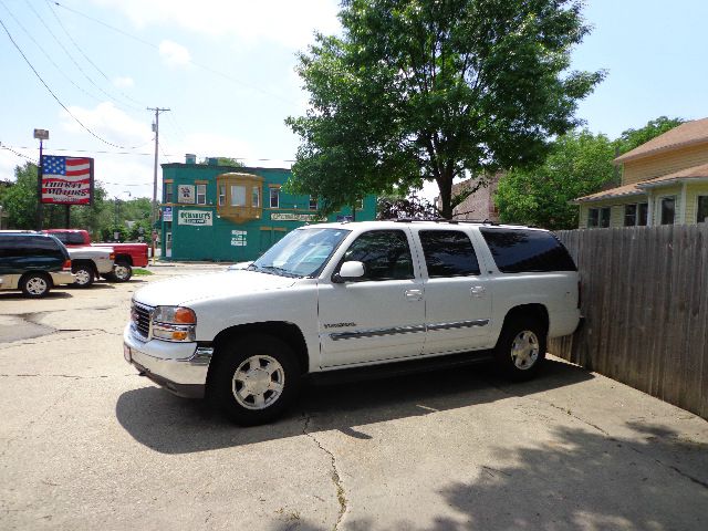GMC Yukon XL 2005 photo 7