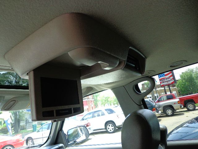 GMC Yukon XL 2005 photo 9