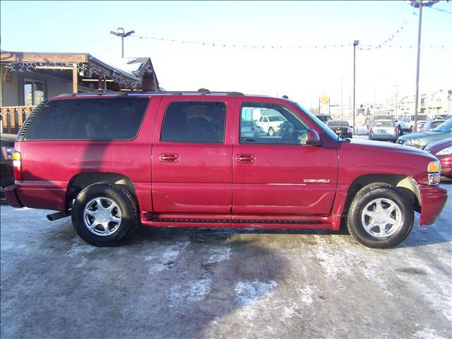 GMC Yukon XL 2005 photo 1