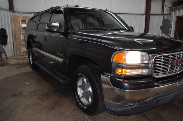 GMC Yukon XL 2005 photo 2