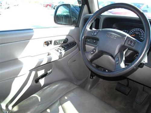 GMC Yukon XL 2005 photo 5