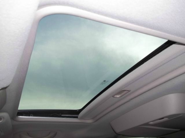 GMC Yukon XL 2005 photo 1