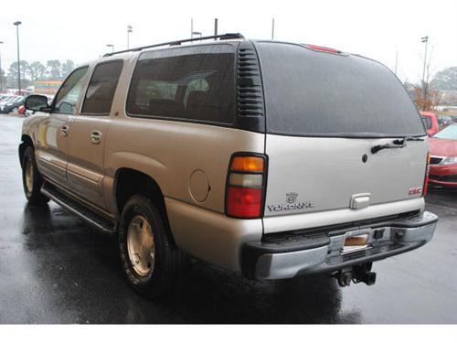GMC Yukon XL 2005 photo 3