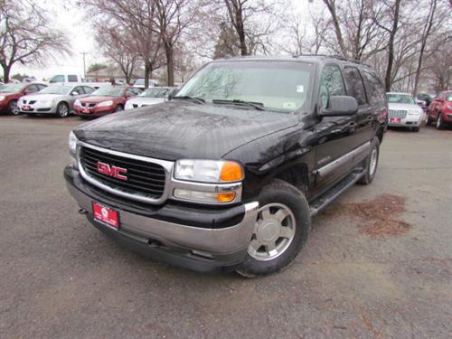 GMC Yukon XL 2005 photo 2