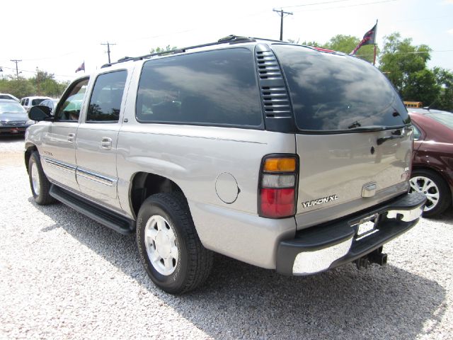 GMC Yukon XL C350 4dr Sdn 3.5L Sport RWD Sedan SUV