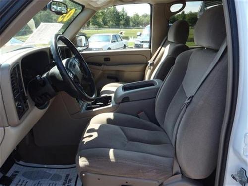 GMC Yukon XL 2005 photo 4