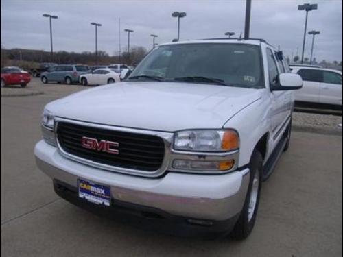 GMC Yukon XL 2005 photo 2