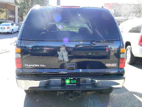 GMC Yukon XL 2005 photo 1