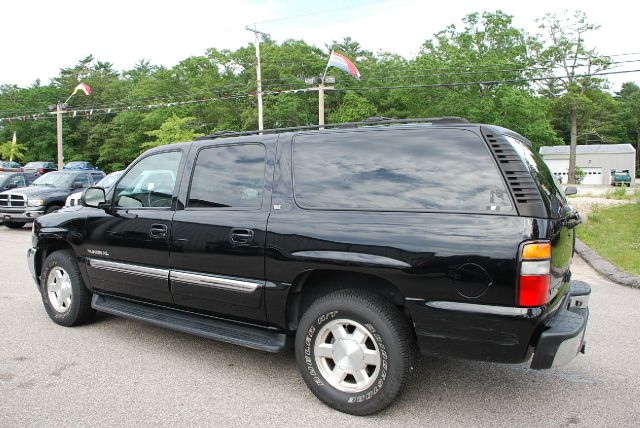 GMC Yukon XL C350 4dr Sdn 3.5L Sport RWD Sedan SUV