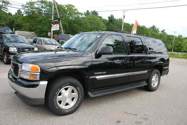 GMC Yukon XL 2005 photo 4