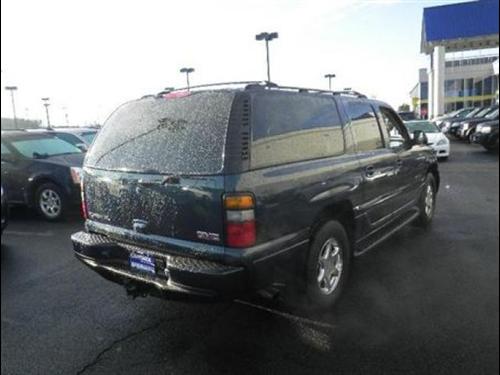 GMC Yukon XL 2005 photo 4