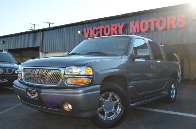 GMC Yukon XL 2005 photo 1