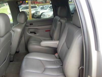 GMC Yukon XL 2005 photo 3