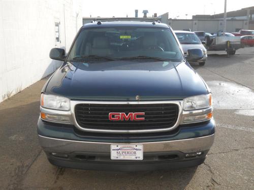 GMC Yukon XL 2005 photo 2