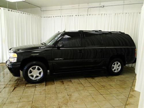 GMC Yukon XL 2005 photo 3