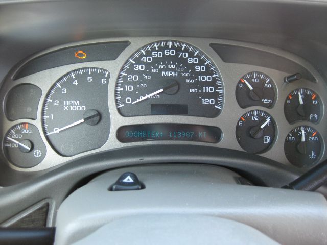 GMC Yukon XL 2005 photo 1