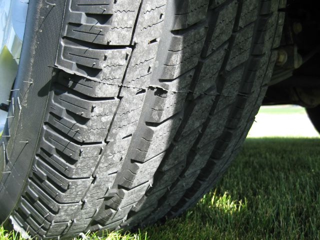 GMC Yukon XL 2005 photo 12