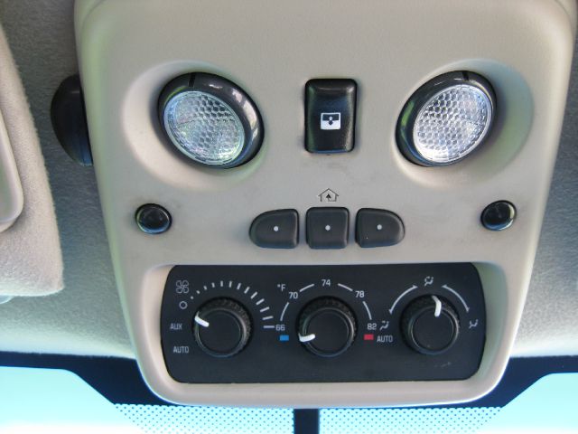 GMC Yukon XL 2005 photo 23