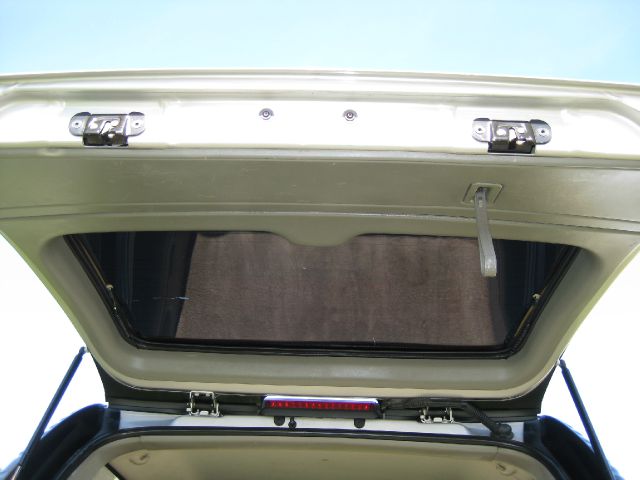 GMC Yukon XL 2005 photo 32