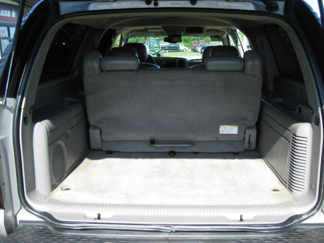 GMC Yukon XL 2005 photo 33