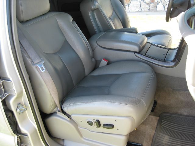 GMC Yukon XL 2005 photo 34