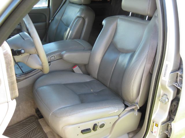 GMC Yukon XL 2005 photo 38
