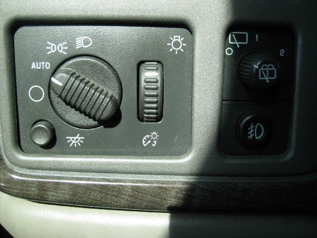 GMC Yukon XL 2005 photo 4