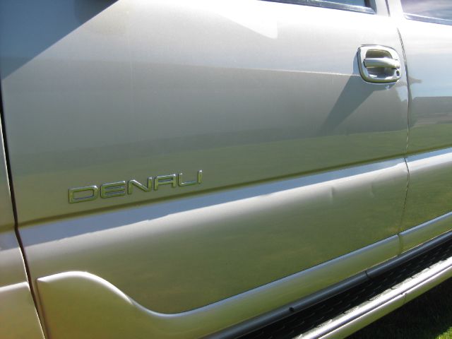 GMC Yukon XL 2005 photo 52