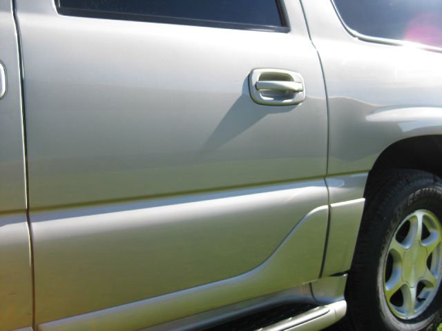 GMC Yukon XL 2005 photo 53