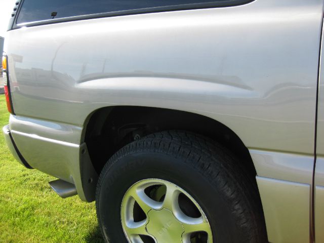 GMC Yukon XL 2005 photo 55