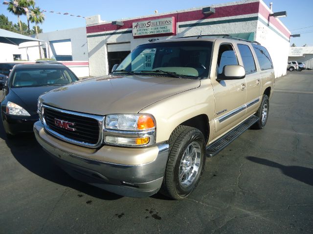 GMC Yukon XL 2005 photo 4