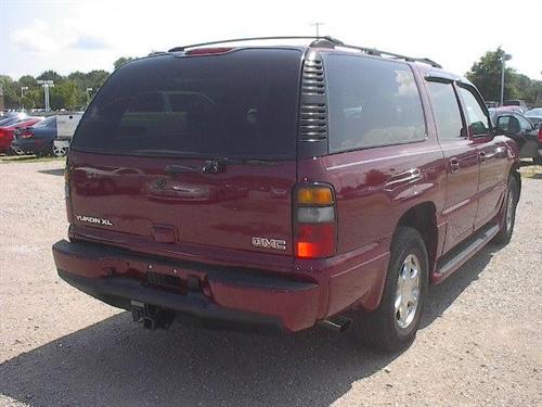 GMC Yukon XL 2005 photo 1