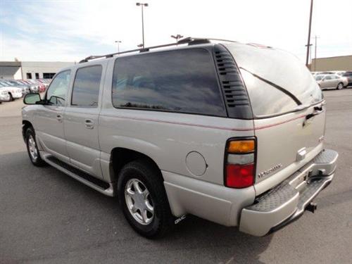 GMC Yukon XL 2005 photo 4